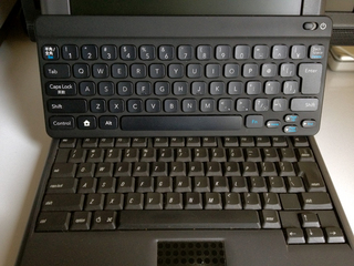 PowerBook 2400cとニンテンドーワイヤレスキーボード
