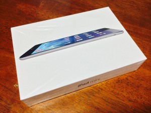 iPad mini Retinaディスプレイモデル箱