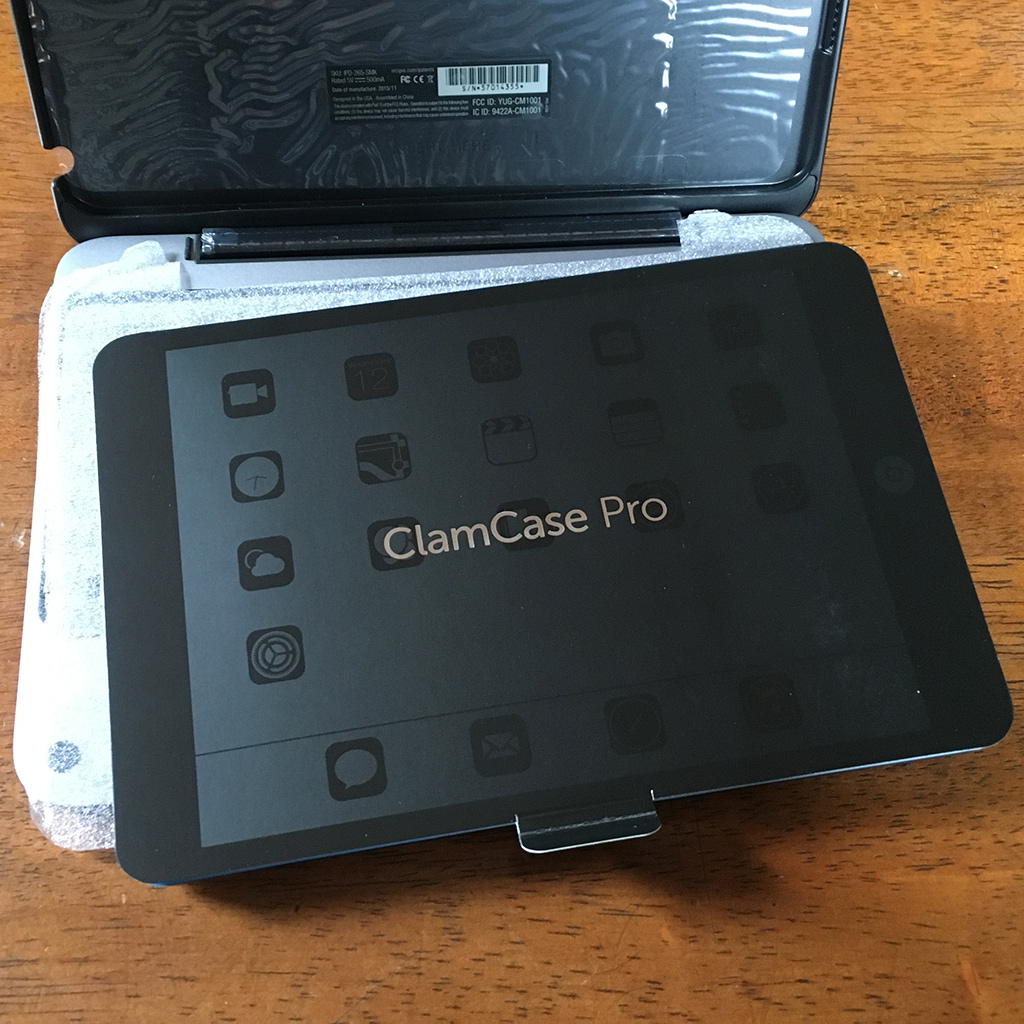 ClamCase Pro for iPad mini 4