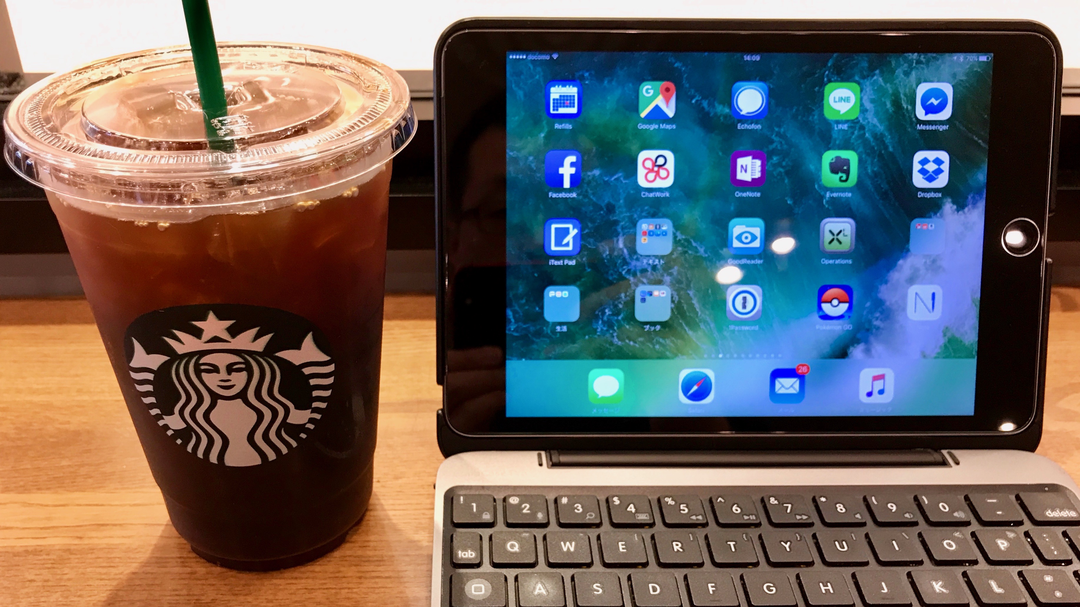スタバで原稿を書いてみたり?